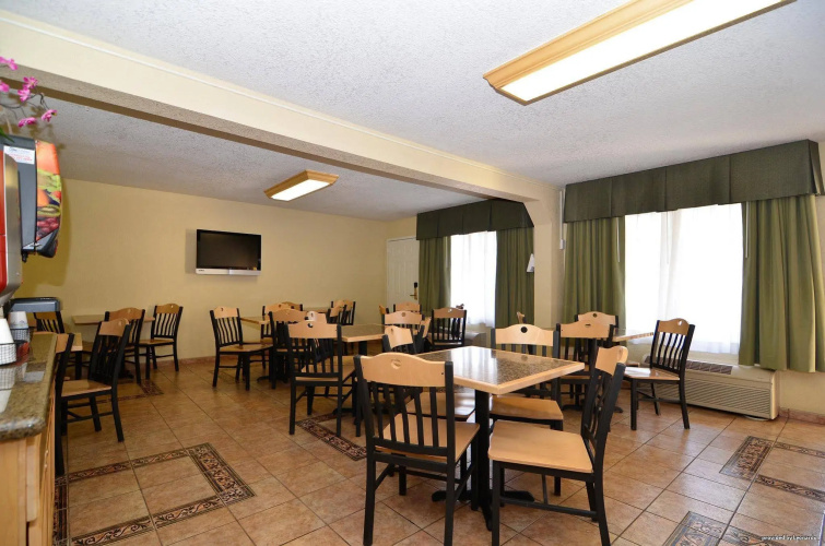 Best Western Americana Inn photo 30