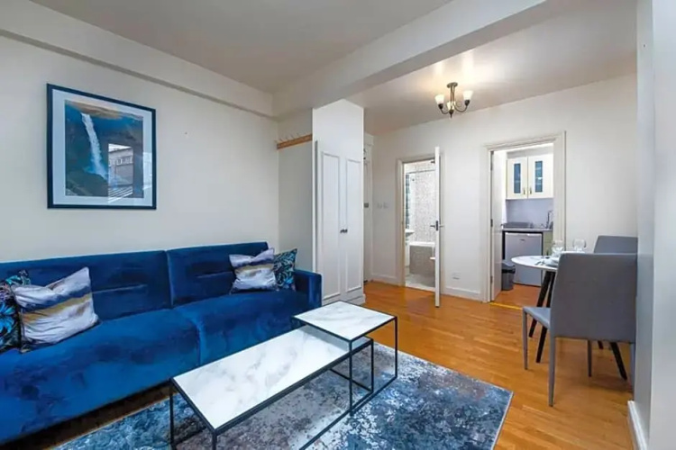 Apartment 4 by CAPITAL