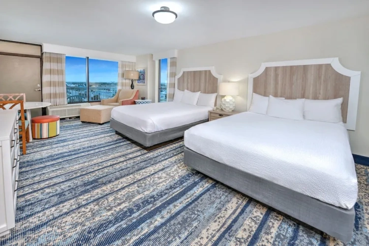 Standard Quadruple room with balcony