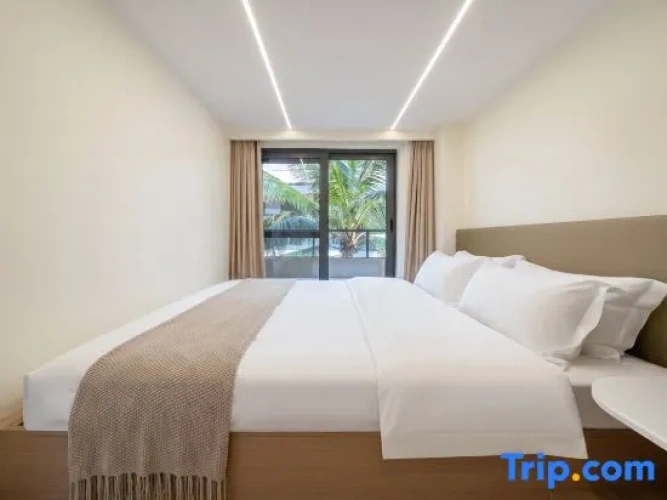 2 Bedrooms Deluxe Duplex Suite with balcony