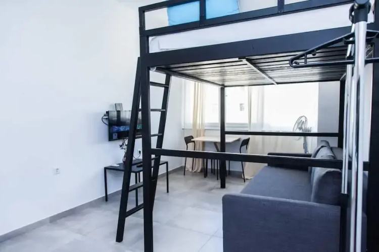 Homey studio in Athens Downtown -3