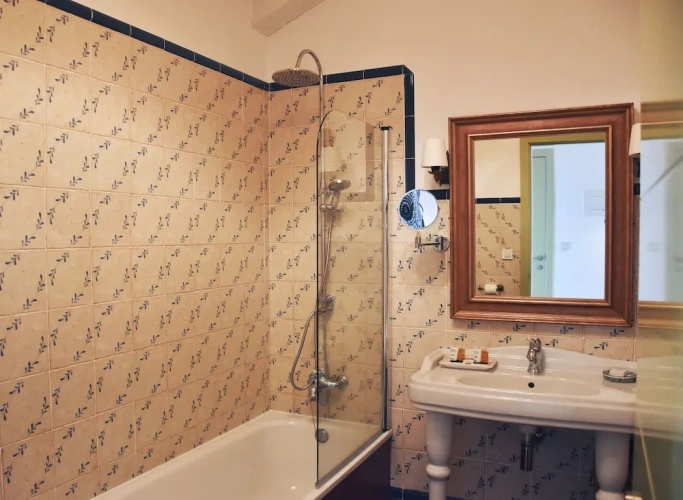 Superior Double room with balcony