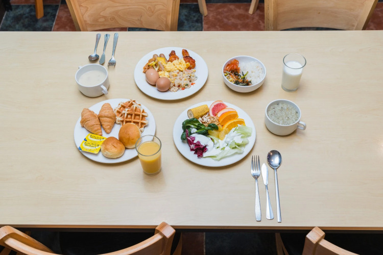 Ocean to You Resort Sokcho Seorak Beach Hotel and Condo Hotel Overview