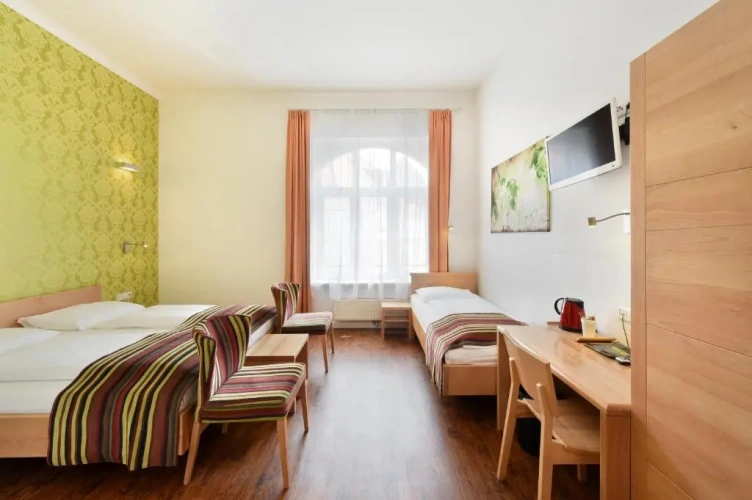 Classic Triple room