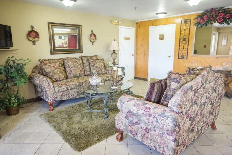 Rosebud Inn
