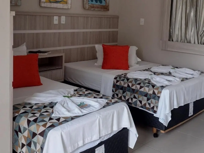 Standard Triple room