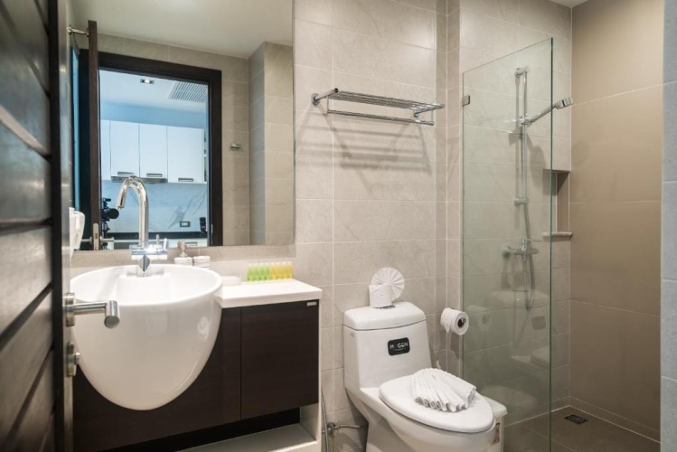 Standard Double room with pool view