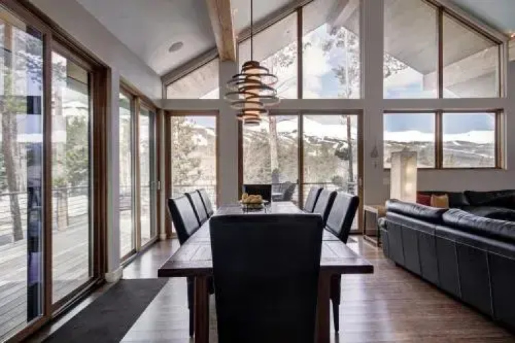White Cloud Mountain Home