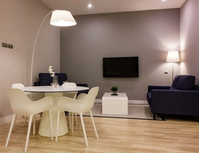 1 Bedroom Deluxe Apartment