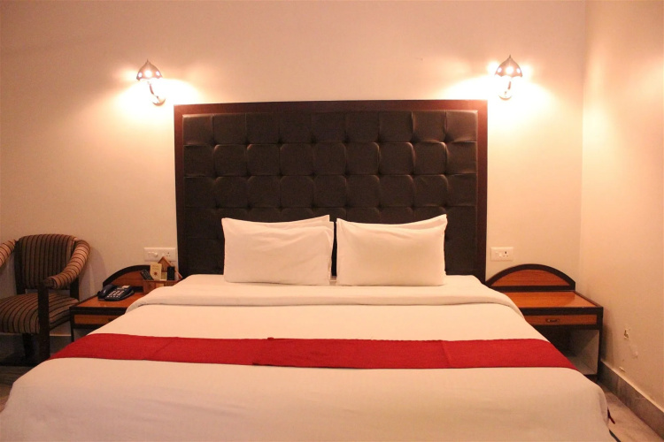 Hotel Surya