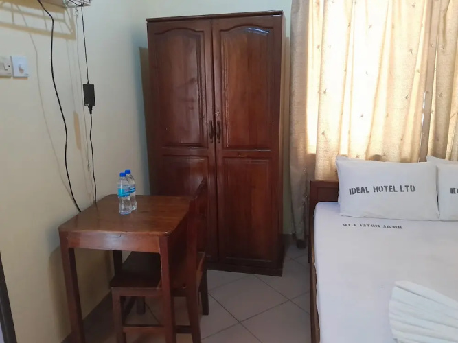 Hotel Ideal