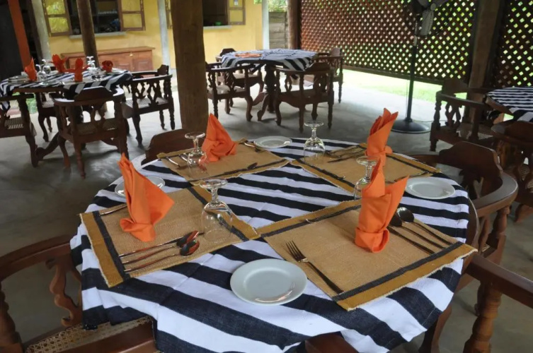 Refresh Cabana Gardens