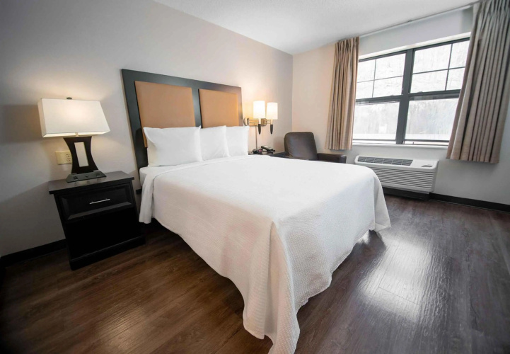 Extended Stay America Suites Phoenix Biltmore
