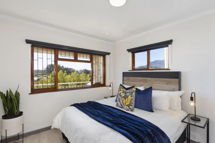 Cisterama 102 by HostAgents