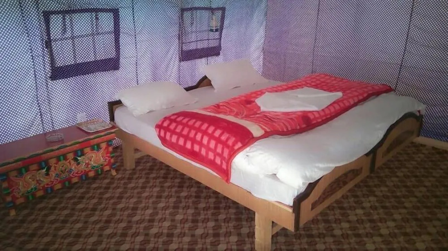 Auspicious Camps and Cottages