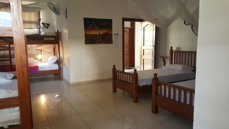 Hunch Backpackers Hostel
