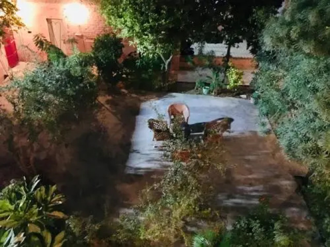 saffron guest house & hostel