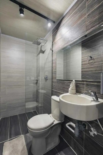 Hotel Magenta Lof