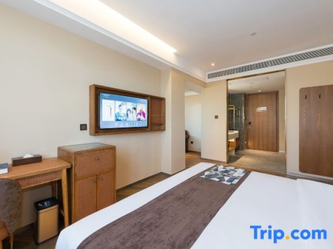 Deluxe Double Suite