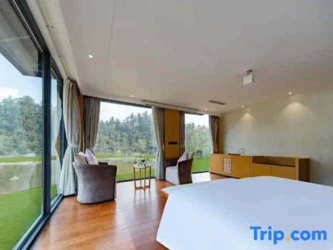Standard Double room with garden view