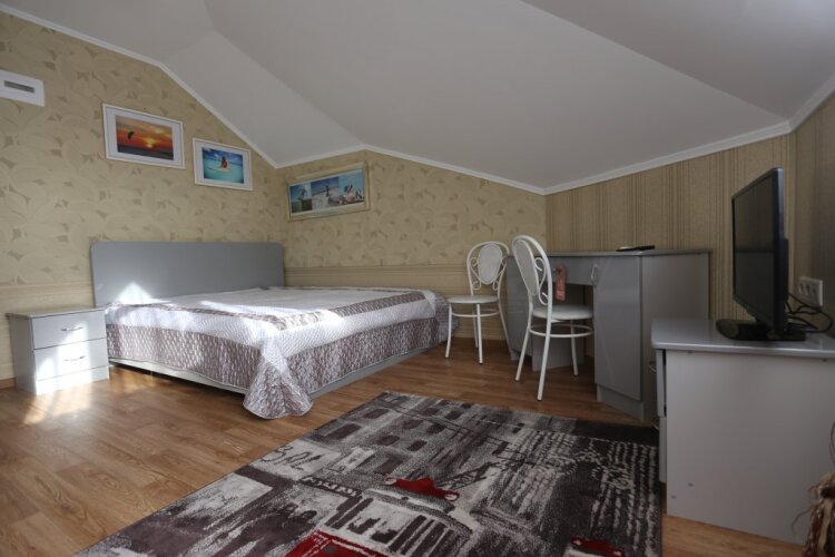 Art Hotel (Hotel Complex "Lotos")