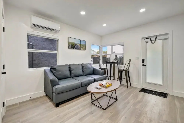 2918 Unit 2