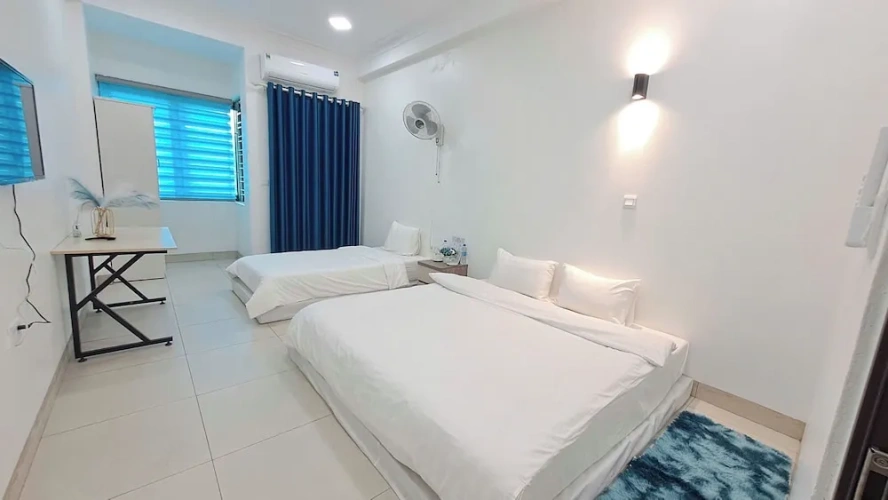 Standard Triple Family room