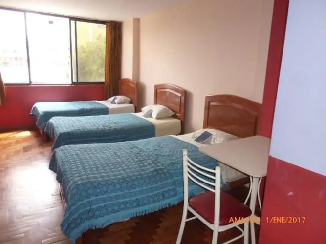 Standard Triple room with city view