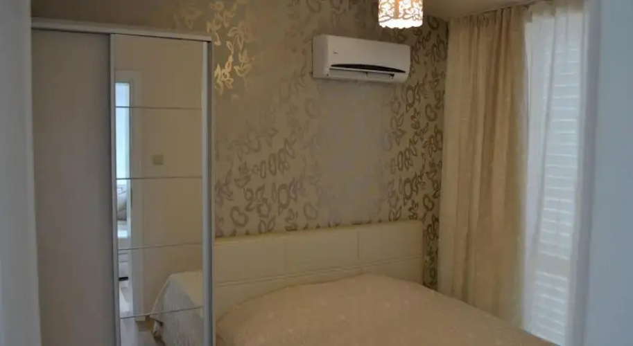 Peevi Apartments