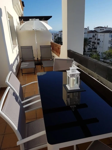 2 Bedrooms Apartment with balcony