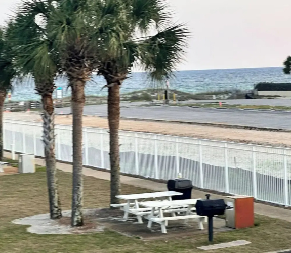 Seaside Beach & Racquet 4912