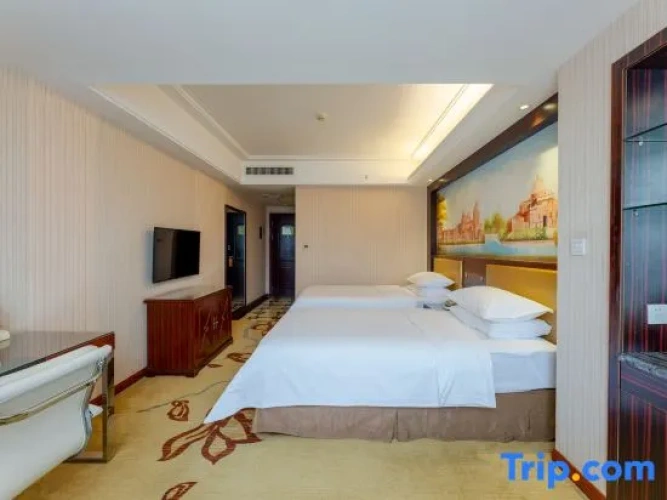 Deluxe Double room with view