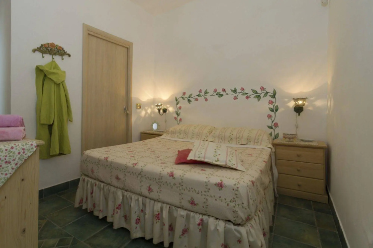 Holiday House