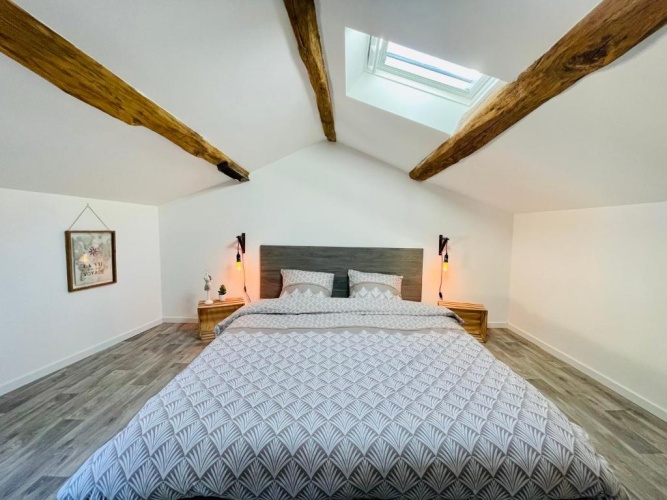 4 Bedrooms Cottage