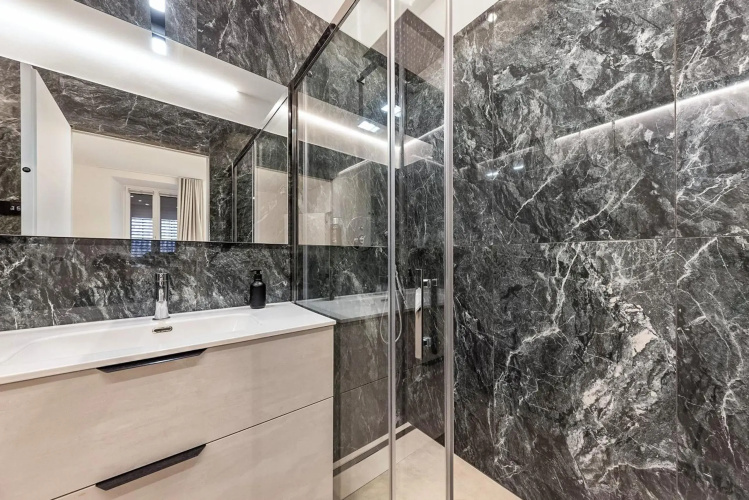 App 5 Palazzo Cavour