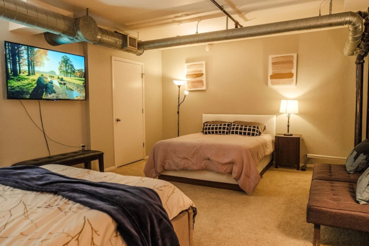 CrashPad on Main Street