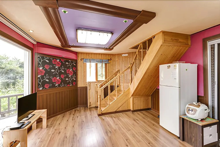 Anmyeondo Eden Dongsan Pension