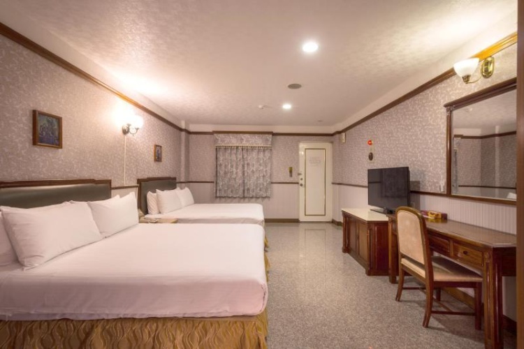 Deluxe Quadruple room
