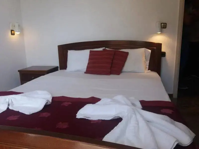 Elpida Apartments