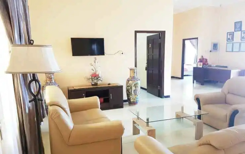 Parama Guest House