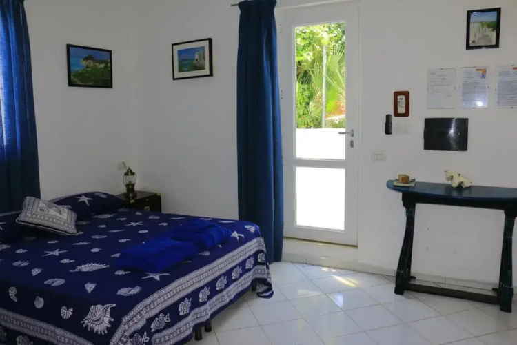 Cala Cavone Guest House