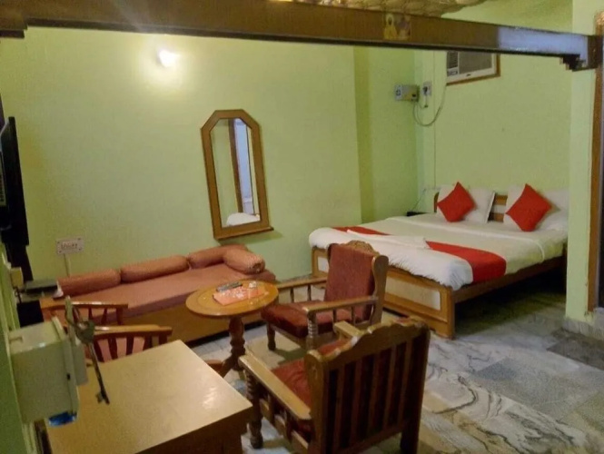 Hotel Divya