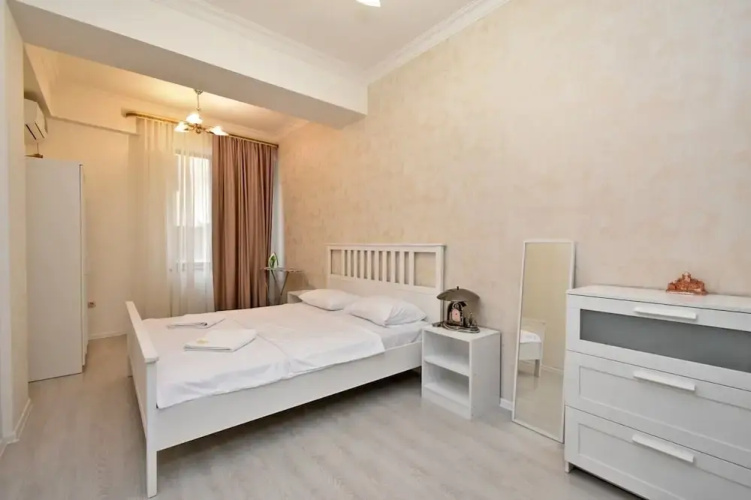 Apartment by Luxe Group MA331