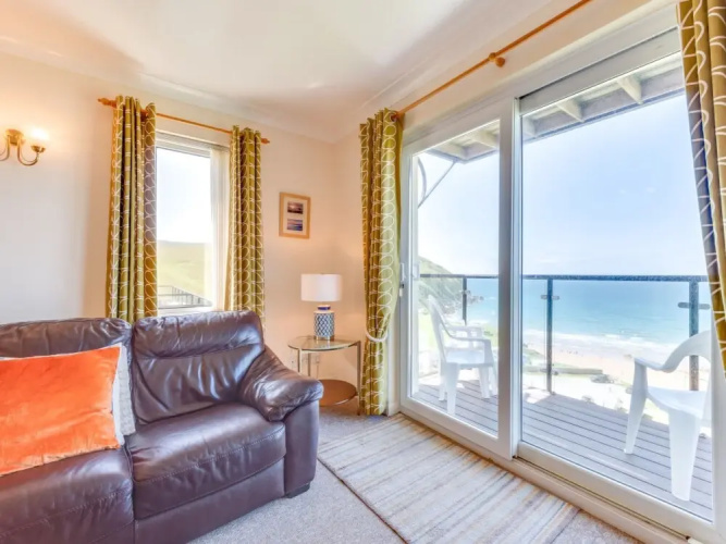 Flat 11 Clifton Court
