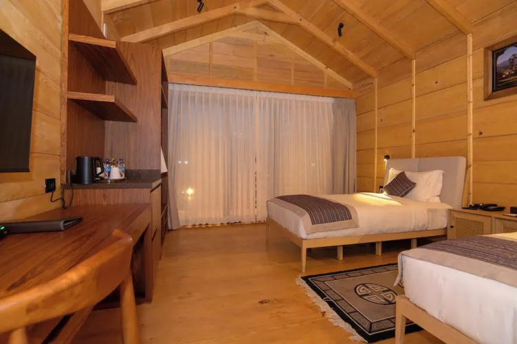 Gangtey Pinewood Resort