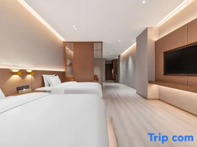Comfort Twin Suite with courtyard view