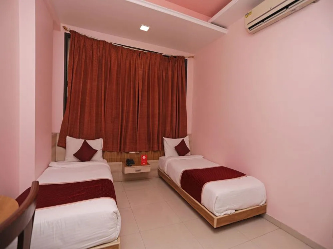 OYO 6401 The Neelam Executive