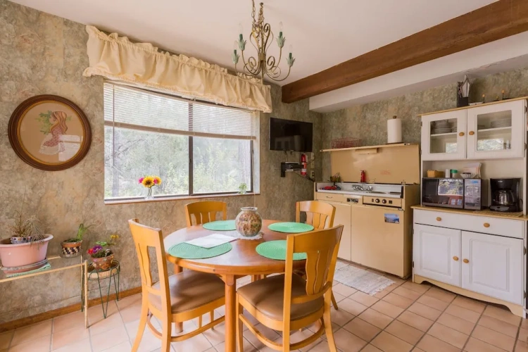 Suite with garden view