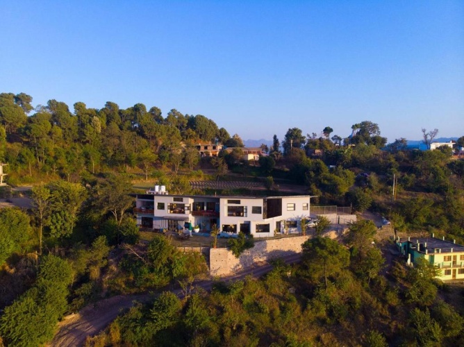 3 Bedrooms Villa