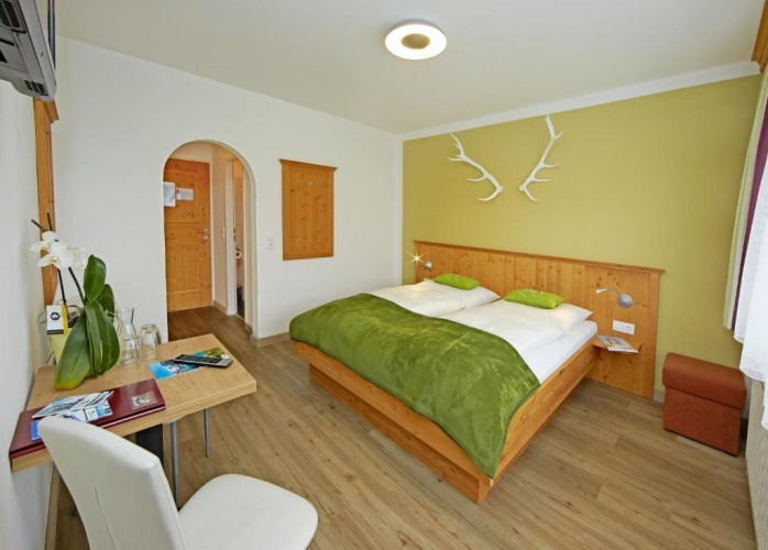 Comfort Double room with balcony and with mountain view